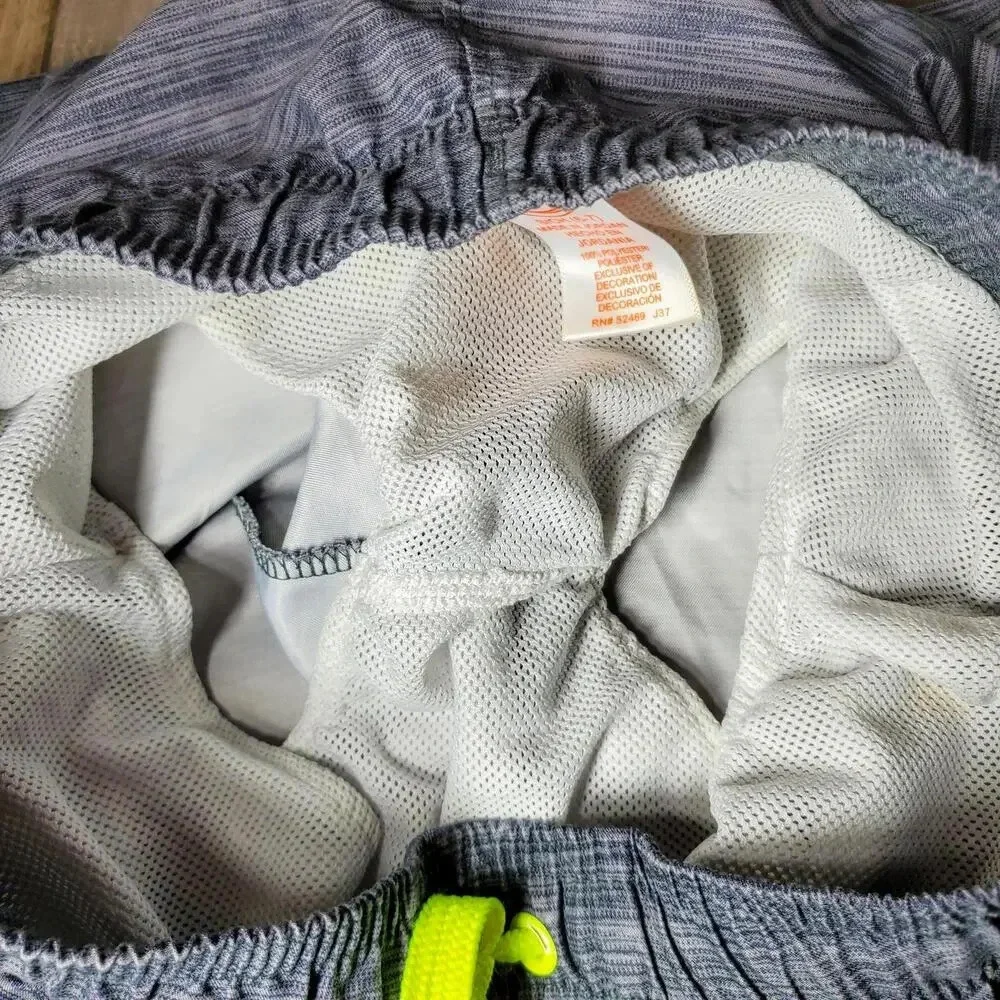Wonder Nation Size Small 6-7 Boys Swim Trunks Board Shorts EUC Gray Lime Green